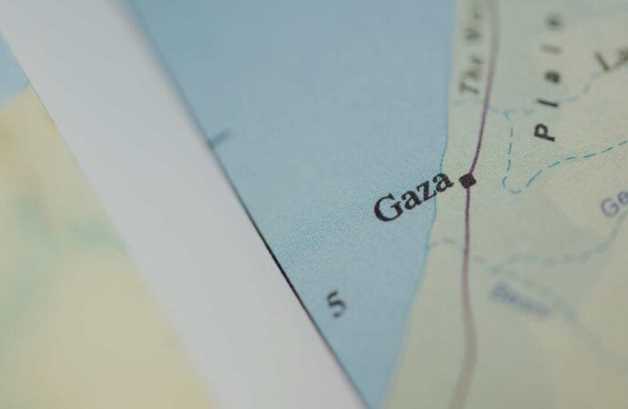Ey Müslüman Ülkelerin Orduları! Tamam Bu Kadarı Yeter! Haşim Gazze’yi Desteklemek İçin Yöneticilerden Talimat Mı Bekliyorsunuz?
